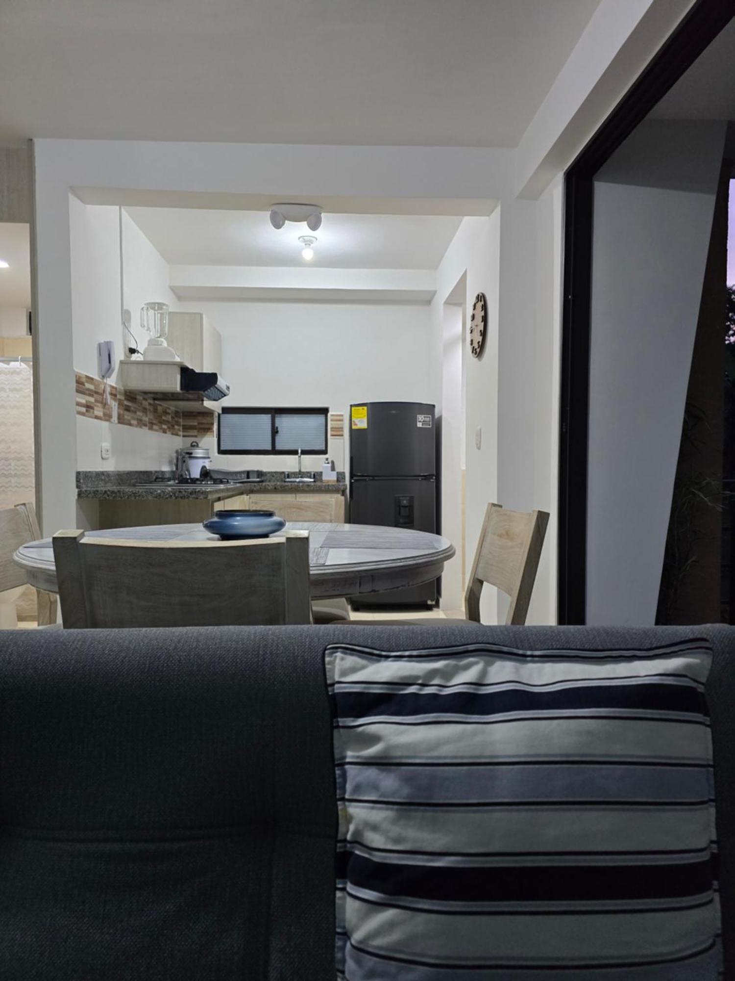 Apartamento Privado Vacacional A 5M Del Aeropuerto, 20 Minutos Del Parque Del Cafe Y Centro De Armenia Con 4 Piscinas, 3 Jacuzzi, Sauna By Molca Xperiences 3H Ngoại thất bức ảnh