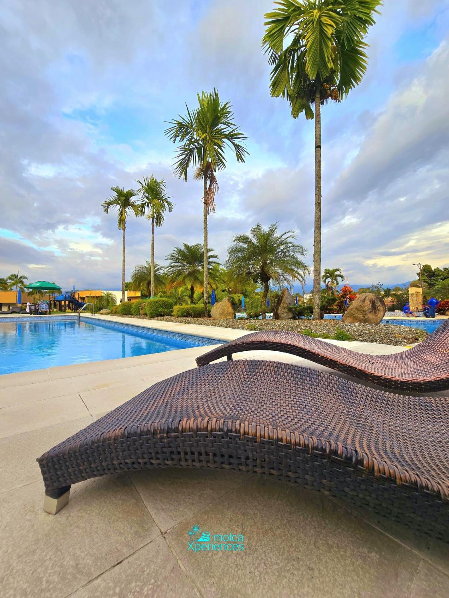 Apartamento Privado Vacacional A 5M Del Aeropuerto, 20 Minutos Del Parque Del Cafe Y Centro De Armenia Con 4 Piscinas, 3 Jacuzzi, Sauna By Molca Xperiences 3H Ngoại thất bức ảnh