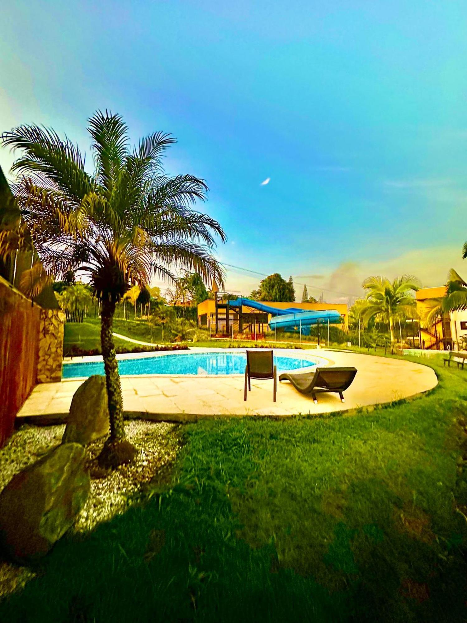 Apartamento Privado Vacacional A 5M Del Aeropuerto, 20 Minutos Del Parque Del Cafe Y Centro De Armenia Con 4 Piscinas, 3 Jacuzzi, Sauna By Molca Xperiences 3H Ngoại thất bức ảnh