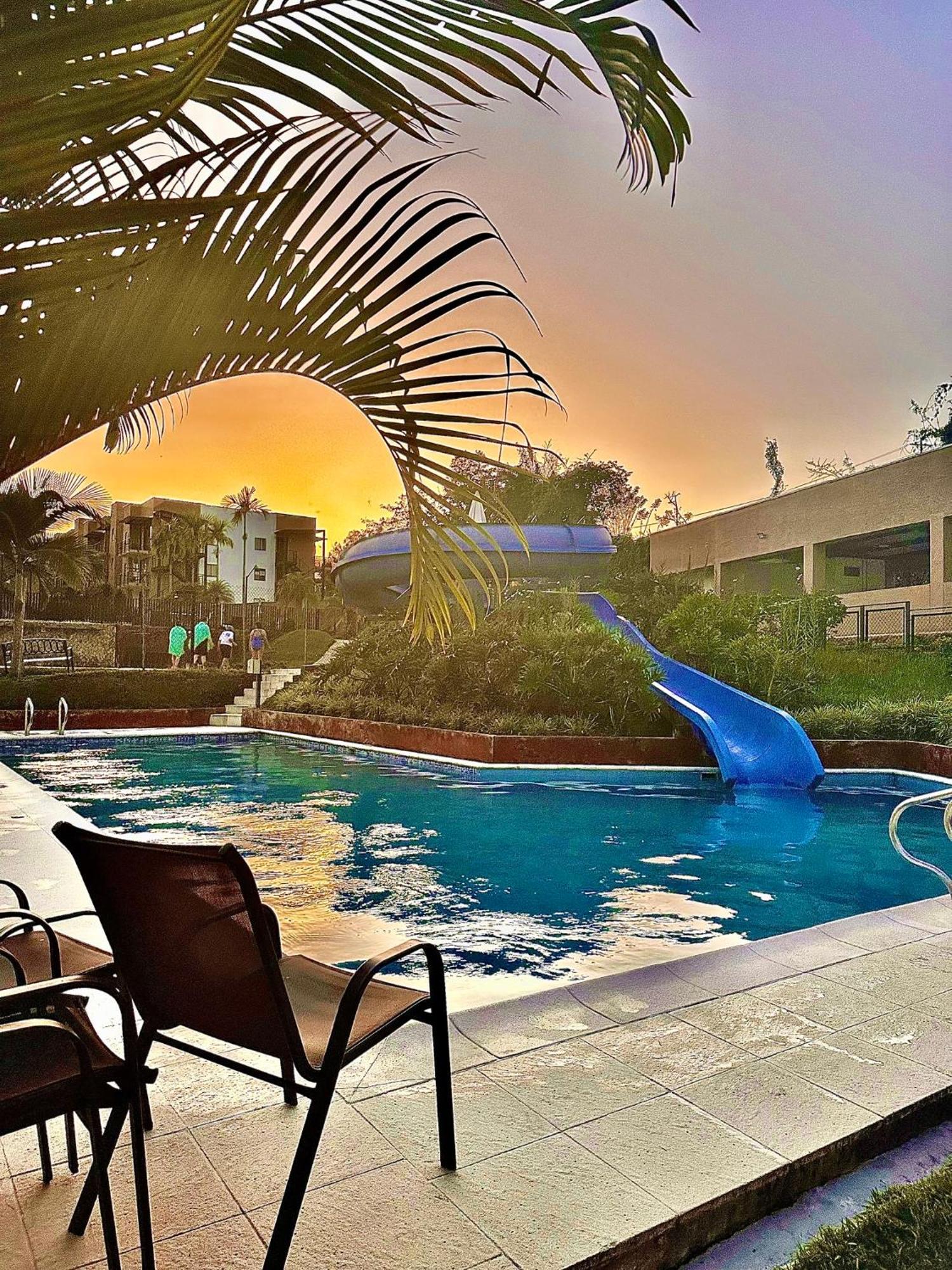 Apartamento Privado Vacacional A 5M Del Aeropuerto, 20 Minutos Del Parque Del Cafe Y Centro De Armenia Con 4 Piscinas, 3 Jacuzzi, Sauna By Molca Xperiences 3H Ngoại thất bức ảnh
